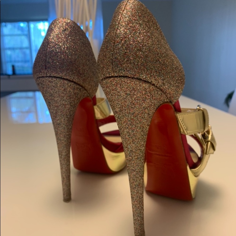 Gorgeous, flirty authentic Christian Louboutin shoes. Absolutely Beautiful!